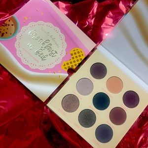 Beauty Bakerie BREAKFAST IN BED EYESHADOW
PALETTE